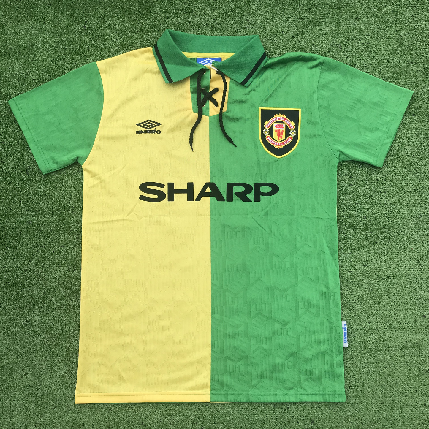 Retro Manchester United 1993 Away