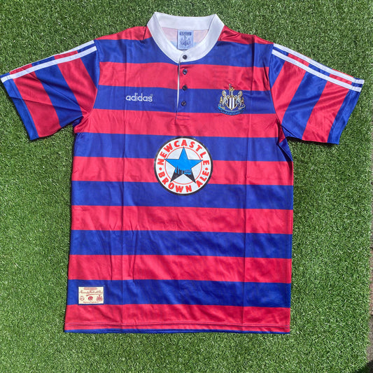 Retro Newcastle United 1995/1996 Away