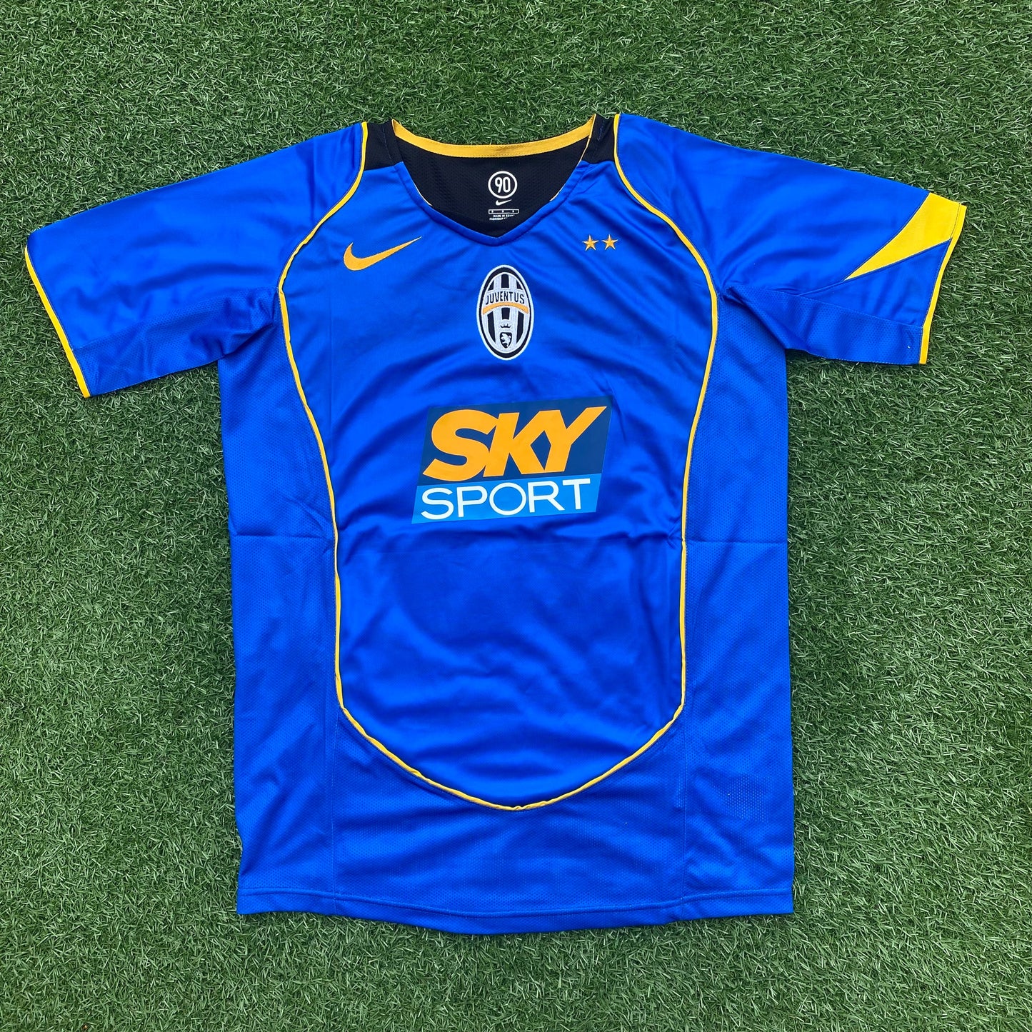 Retro Juventus 2004/05 Away