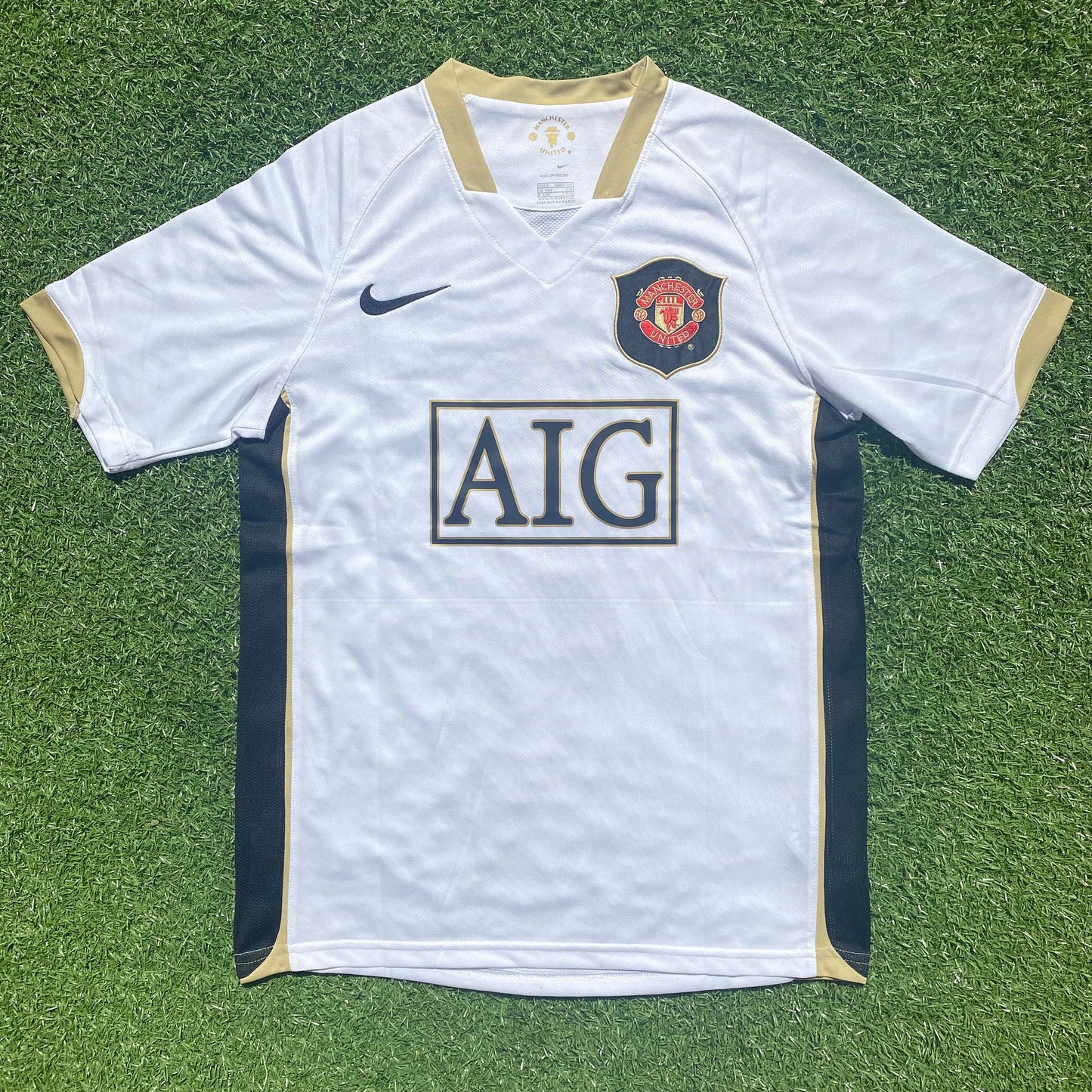 Retro Manchester United 2006/2007 Away